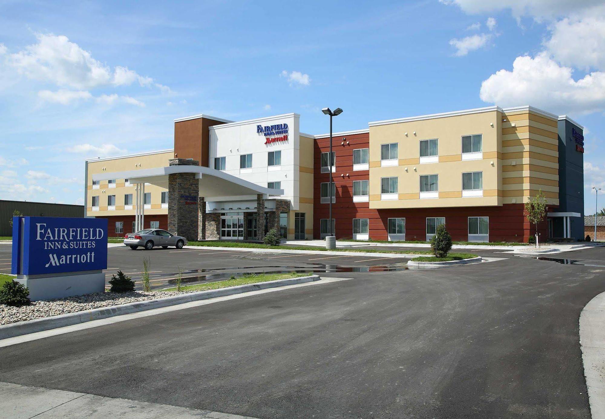 Fairfield Inn & Suites By Marriott East Grand Forks Exterior foto